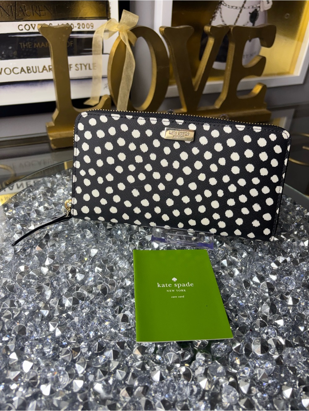 Kate Spade New York Laurel Way Neda zip-around wallet NWT